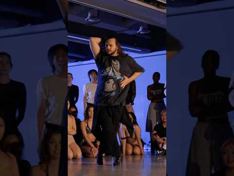 Look at 👀✨ @yanismarshall Heels Got a Blade 👠 #yanismarshall #choreography thumbnail