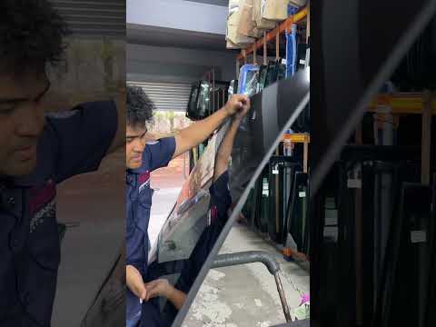 Bukan tukar cermin depan sahaja, belakang pintu atau sunroof pun kita boleh settle, inshaAllah ?? thumbnail