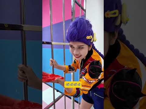 Ai tặng quà cô giáo mới được vào lớp học và ra ngoài chơi 🥺🍉 thumbnail