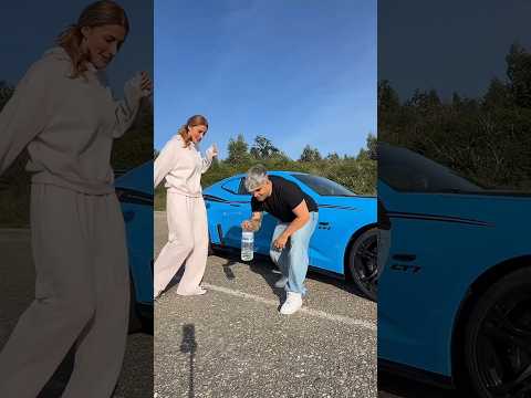 EL COCHE NO SE TOCA MÁS🤣#shorts #tobbaliink thumbnail