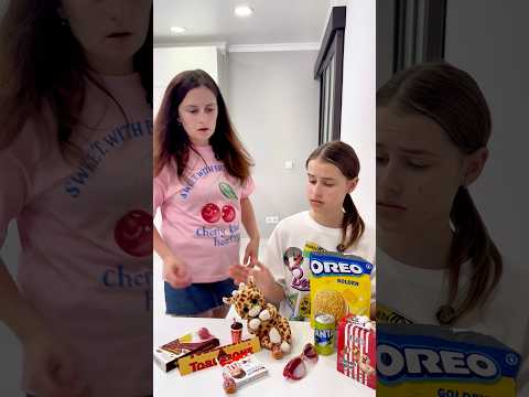 Короче говоря Алинка ничего не видит 😂 #shorts #funny thumbnail