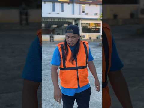 Sepeda sewa dilarang.! #shortvideo #komedi thumbnail