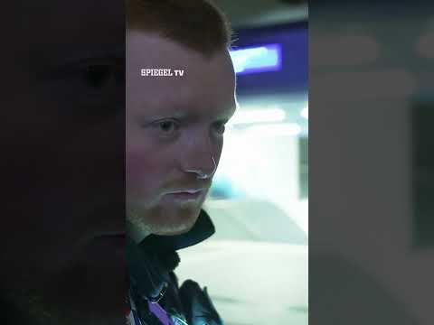 Messer, Pfefferspray, Kokain: Kontrolle am Bahnhof | SPIEGEL TV Shorts thumbnail