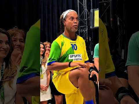 Ronaldinho 45 Years Old Skills 🔥😱 thumbnail
