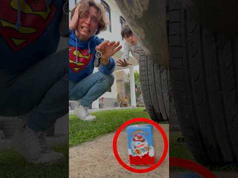 APLASTE EL HUEVO KINDER DE MI HERMANO CON LA CAMIONETA!! thumbnail