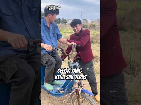 Kocak Parah! Dari Kaki Kelindas Sampai Muka Nyungsep ? thumbnail
