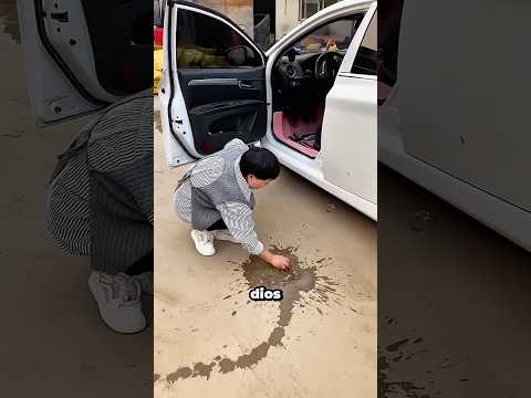¡¿Mamá Ensució el Auto?! 🚗💥😄 thumbnail
