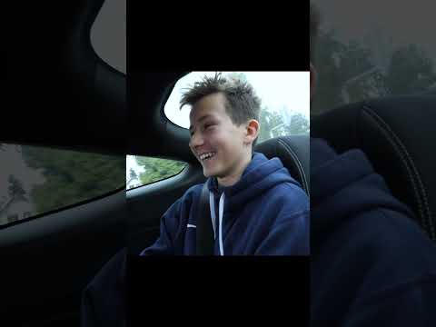 Reakcja nowych właścicieli Mustanga na przyspieszenie! thumbnail