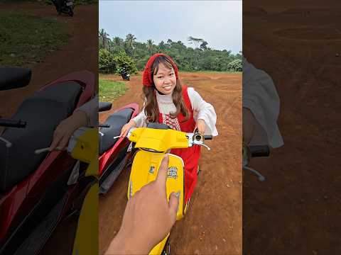 bawang putih kebingungan liat kelakson motor bawang merah #trendingshorts thumbnail