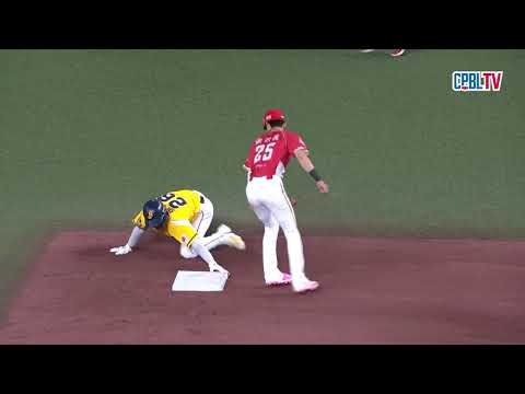 05/22 味全 VS 中信 七局下，張仁瑋安打後盜壘成功，魔神龍熱投113球仍有效封鎖中信打線，化解危機 thumbnail