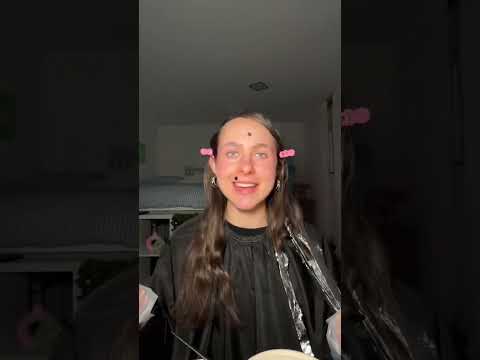 BLOND??? thumbnail