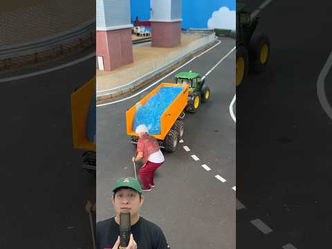 NENEK TERTIMPA SLIME DI JALAN‼️? @constructionsite6870 #remix #dubbing #trending thumbnail