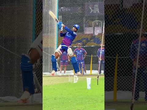 A cracker of a shot from TV ? | #MumbaiIndians #OneFamily #TATAIPL #KKRvMI thumbnail