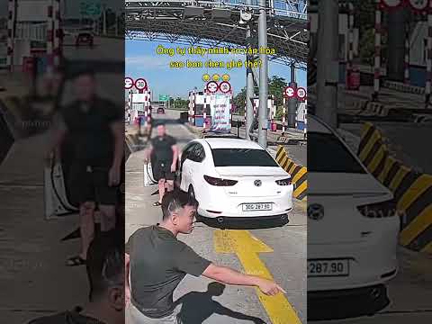 Ông tự thấy mình có văn hóa sao bon chen ghê thế?😂 #vanhoagiaothong #shorts thumbnail