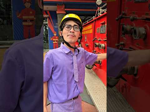 ade naik mobil si jago merah #trandingshorts thumbnail