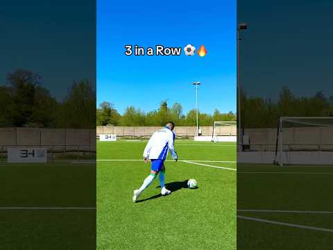 Fake Cruyff Turn x3 ⚽️😌 thumbnail