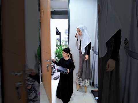 Suara aneh #shorts #viral #comedy thumbnail