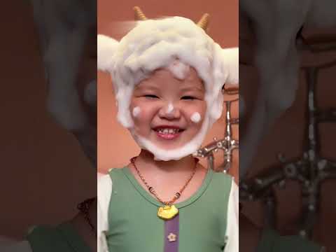 爸爸给儿子洗漱VS给女儿洗漱😂😂😂😂 #人类幼崽 #宝爸带娃 #露兮粑粑 #小小露兮 #内容启发搜索 thumbnail