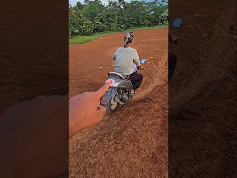 motor temon menghilang di turunan #trendingshorts thumbnail