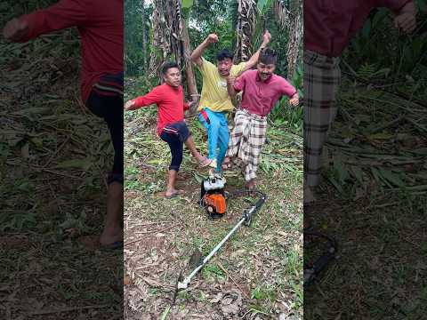 Injak gergaji rumput thumbnail