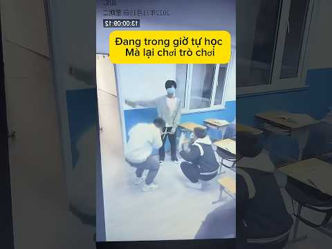 Giờ tự học mà lại chơi Bịt Mắt Oánh Nhau.|Xàm một chút#haihuoc #giaitri thumbnail