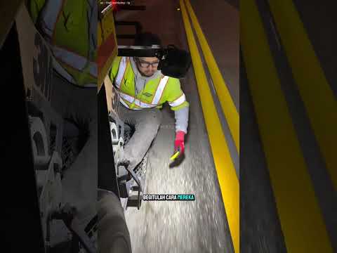 Begini Cara Reflektor Jalan Dipasang thumbnail