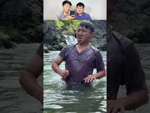 The slippers are chasing Ermao around. #funny #comedy thumbnail