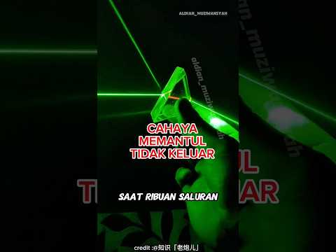 serat optik, cahaya bisa berbelok di kabel. thumbnail