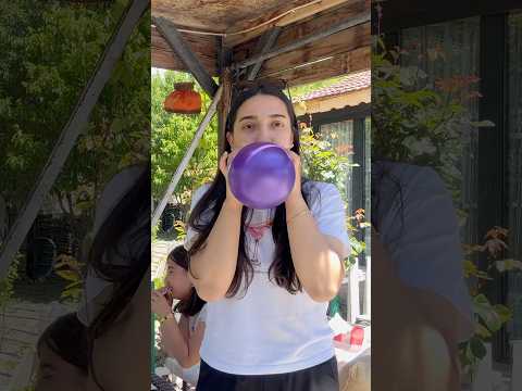 Balon şişiriyorum diye bana gülüyorlar😂 #aboneolmayiunutmayin #keşfetbeniöneçıkar #kesfeteyyiz thumbnail
