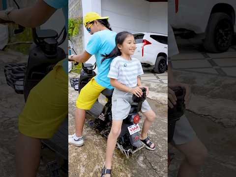 Sheena Dan Cobil Naik Sepeda thumbnail