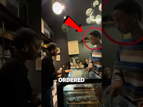 Waitress Argues with Customer Over Brownie thumbnail