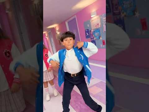 Dancing with Our AU SUPERFANS! thumbnail