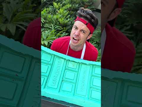 FIZ O CHOCOLATE GIGANTE DO MRBEAST! ? #shorts thumbnail
