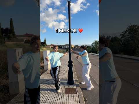 Adivinad qué pasa con 3 años😂 thumbnail