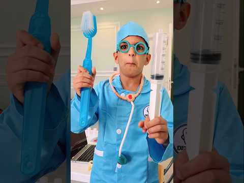 الدكتور زين عم يعلم رؤوف يحافظ ع اسنانو(سني منخور) #زين_وألفت thumbnail