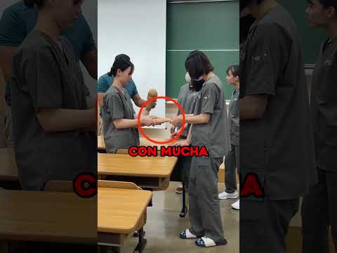 estos estudiantes de medicina tienen una tarea más difícil de lo que imaginas 🤯 #shorts thumbnail
