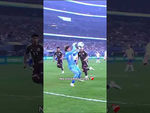 ¡NO ESTAMOS LISTOS! Se acerca el fin de la carrera de Memo Ochoa #shorts thumbnail