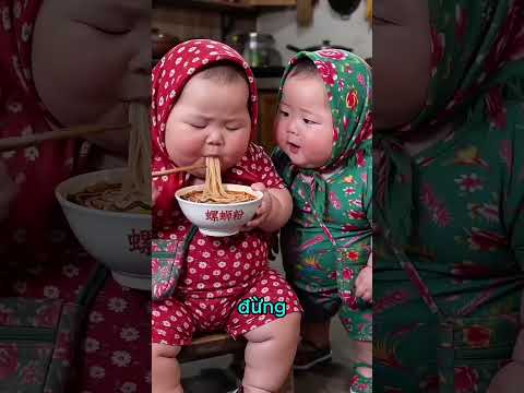 Cậu ấy muốn xin bạn một ít mì 😳 thumbnail