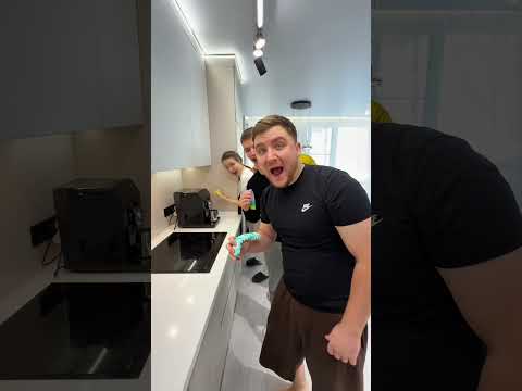 Grandiose Velcro is a joy for the whole family ❤️Cat mode my love 😍 thumbnail