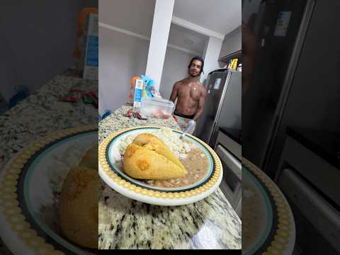 O ALMOÇO DO CARA KKKKKKK🤣 thumbnail