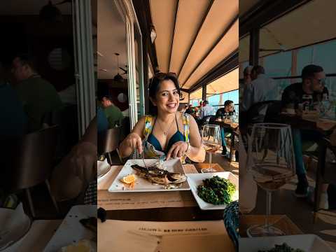 Seafood, Wine, and Those Perfect Sunny Lunch Vibes by the Sea 🌊🍷 thumbnail