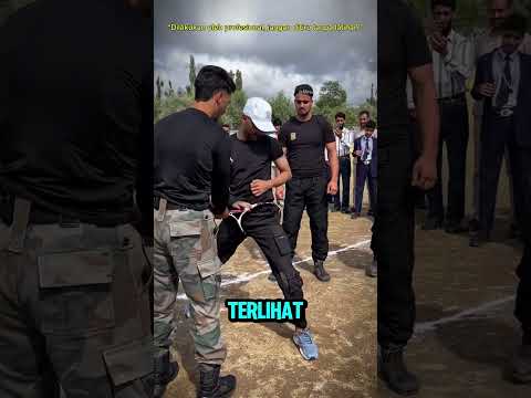 Pria Dengan Kelenturan Tubuh Ekstrem ⁉️😲 thumbnail