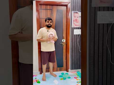 Gaurav ko gift mai mila kata hua haath #gauravaroravlogs #youtubeshorts #shorts thumbnail