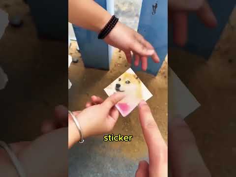 Đó là sticker chứ không phải tiền đâu 😂 thumbnail