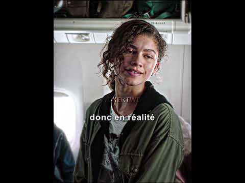 MJ protège Spider-man Moment Drôle VF / Spider-Man: Far From Home #shorts thumbnail
