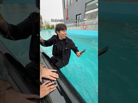 METÍ UNA CAMIONETA AL AGUA 😂 thumbnail