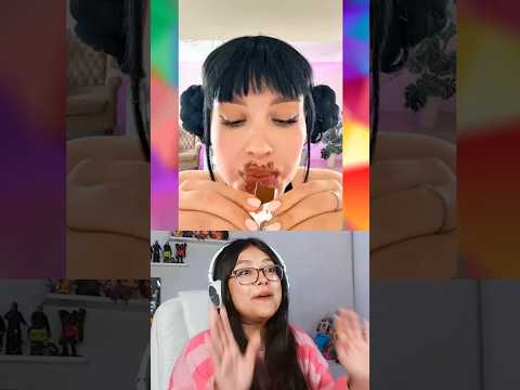 ZOEY NO QUIERE COMPARTIR CHOCOLATE @Mr-Ploof #curiosidades #kpopdemonhunters thumbnail