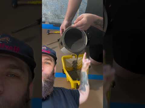 Old painting trick #jeeplife #offroad #jeepwrangler #4x4 #cars #car #ford #offroading #shorts thumbnail