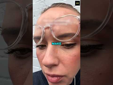 Ternyata ini Alasan Kacamata Ikut Dipakein Makeup! thumbnail