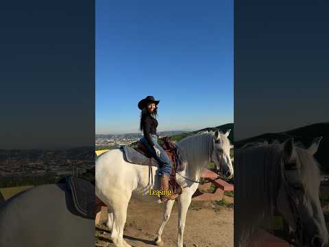 Learning something new in your 30s can change everything. 🐎 #westernriding #equestrianjourney thumbnail